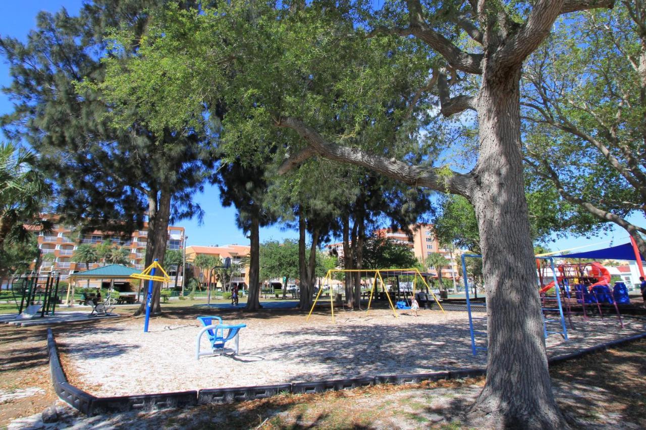 Royal Orleans 111 Lägenhet St. Pete Beach Exteriör bild