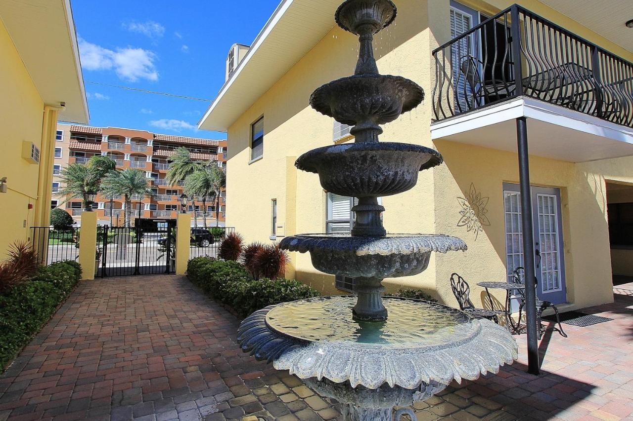 Royal Orleans 111 Lägenhet St. Pete Beach Exteriör bild